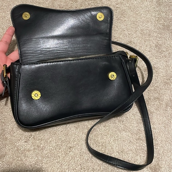 Crossbody Saddle Bag - Picture 3 of 11